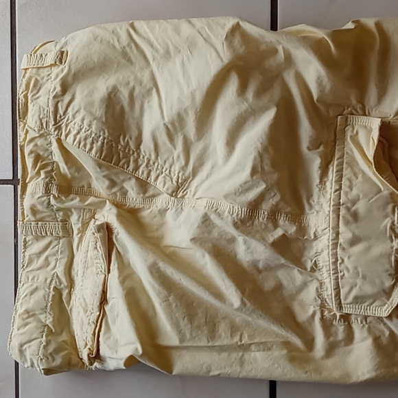 Canyon River Blues BNWOT Men's Sz 38 Yellow Cargo Shorts W Button Fly n Pockets - Picture 8 of 12